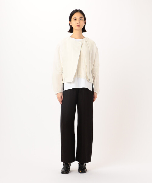 Gabardine K.T(ギャバジンケーティー)の「紙ビエラ ライダース風のブルゾン(ブルゾン・レディース・ホワイト・9号/7号/5号)」の2枚目の写真
