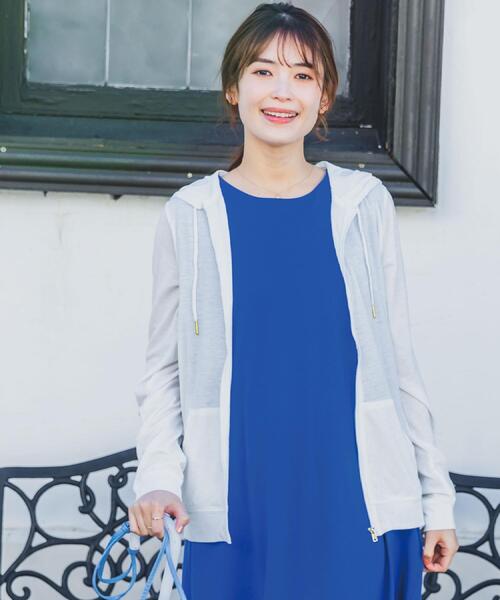 ITS'DEMO（イッツデモ）の「【定番人気／手洗い可／M・L展開】UVカットパーカ（パーカー・レディース・ネイビー/ライトグレー/レッド系1/ブラック/オフホワイト/ブルー・38/40）」の7枚目の写真