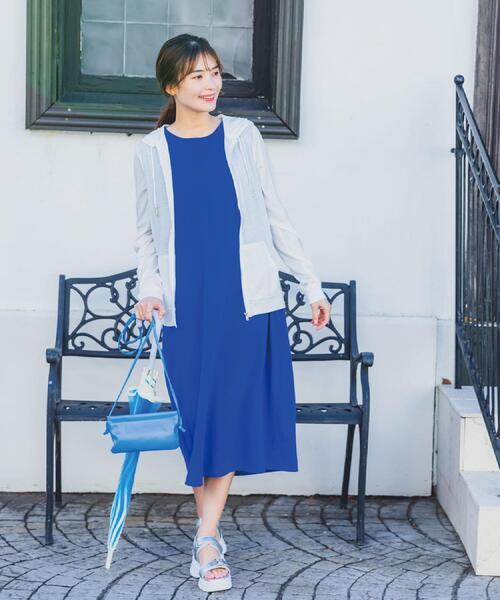 ITS'DEMO（イッツデモ）の「【定番人気／手洗い可／M・L展開】UVカットパーカ（パーカー・レディース・ネイビー/ライトグレー/レッド系1/ブラック/オフホワイト/ブルー・38/40）」の8枚目の写真