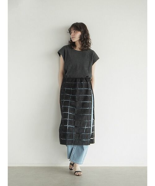 FIKA.(フィーカ)の「Cord embroidery wrap skirt(スカート・レディース・ブラック/オフホワイト・MEDIUM)」の16枚目の写真