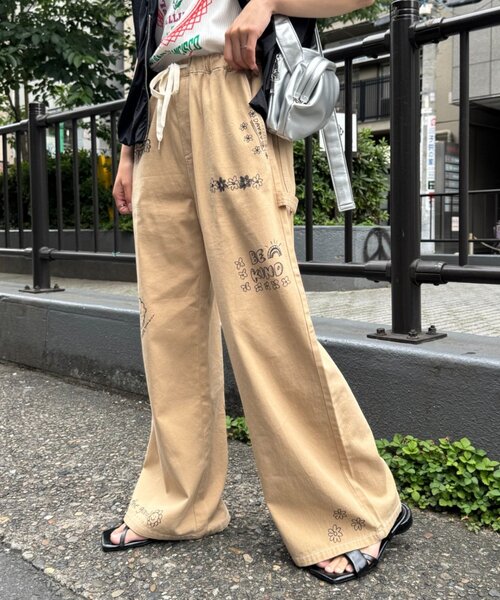 HELLO.SANFRANCISCO(ハローサンフランシスコ)の「【HELLO.SANFRANCISCO】マルチウェイ落書きサロペ(サロペット/オーバーオール・レディース・ベージュ・ONE SIZE)」の16枚目の写真