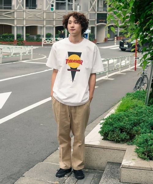 THRASHER(スラッシャー)の「FCKYU S/S T-SHIRTS THRASHERスラッシャーブランドロゴプリント半袖Tシャツ(Tシャツ/カットソー・メンズ・オフホワイト/サックスブルー/ホワイト/ダークブラウン/スモークグレー・MEDIUM/X-LARGE/LARGE)」の6枚目の写真