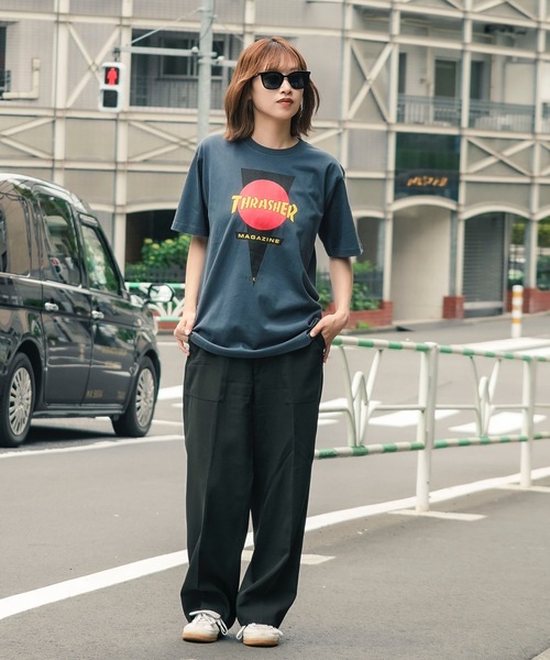 THRASHER(スラッシャー)の「FCKYU S/S T-SHIRTS THRASHERスラッシャーブランドロゴプリント半袖Tシャツ(Tシャツ/カットソー・メンズ・オフホワイト/サックスブルー/ホワイト/ダークブラウン/スモークグレー・MEDIUM/X-LARGE/LARGE)」の19枚目の写真