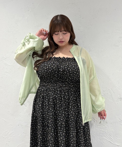 Louiosy(ルオシー)の「【大きいサイズ】アソートシャーリングティアードキャミワンピース(ワンピース・レディース・ホワイト系その他/ブラック系その他/ブラック・4L/X-LARGE/3L)」の8枚目の写真