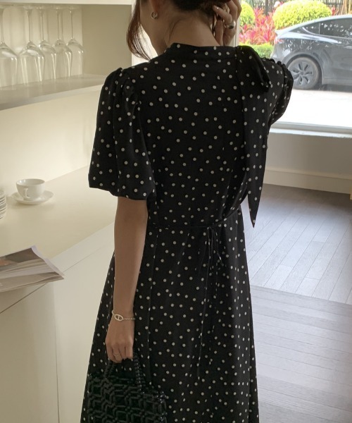 FREE STYLISTS(フリー スタイリスト)の「YUGA_YGMC Polka dot puff sleeve dress(ワンピース・レディース・ホワイト/ブラック・FREE)」の15枚目の写真