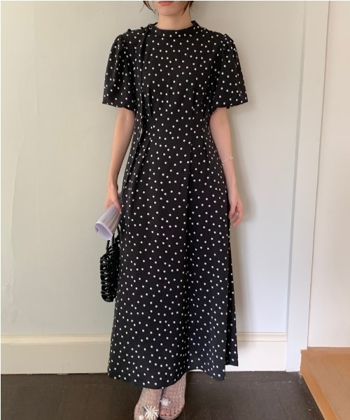 FREE STYLISTS(フリー スタイリスト)の「YUGA_YGMC Polka dot puff sleeve dress(ワンピース・レディース・ホワイト/ブラック・FREE)」の14枚目の写真