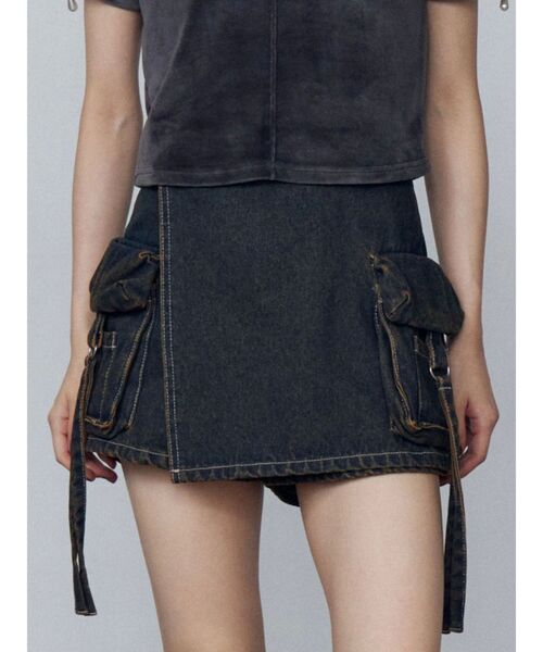 EMODA（エモダ）の「カーゴラップショートパンツ（スカート・レディース・ブラック/ライトブルー/インディゴブルー・SMALL/MEDIUM）」の4枚目の写真