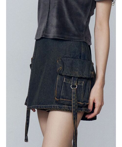EMODA（エモダ）の「カーゴラップショートパンツ（スカート・レディース・ブラック/ライトブルー/インディゴブルー・SMALL/MEDIUM）」の5枚目の写真