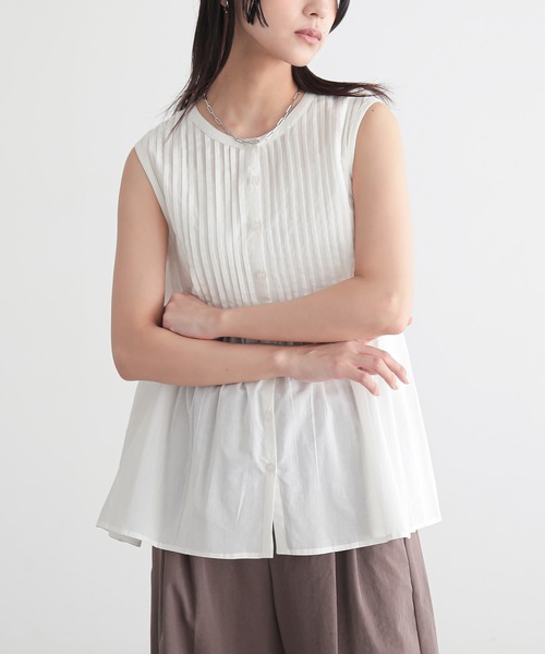 for/c(フォーシー)の「インド綿ピンタックブラウス【オーガニックコットン】(シャツ/ブラウス・レディース・オフホワイト/ブラック/チャコール・M/L)」の19枚目の写真
