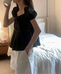 タックペプラムブラウス