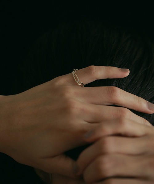 anuke(アンヌーク)の「Cut Chain Ring(リング・レディース・ゴールド/シルバー・FREE)」の7枚目の写真