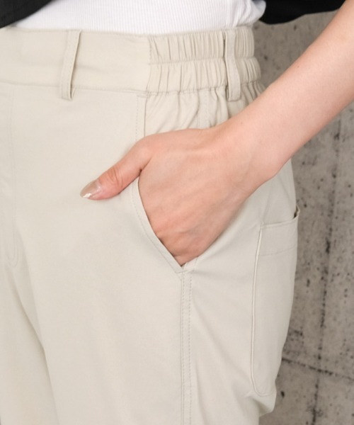 aquagarage(アクアガレージ)の「ストレッチテーパードパンツ(その他パンツ・レディース・ブラック/ブラウン/サンドベージュ・M/L)」の10枚目の写真