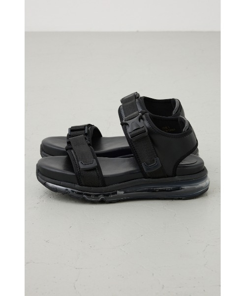 AZUL by moussy（アズールバイマウジー）の「エアークッションベルトサンダル（サンダル・メンズ・ブラック・MEDIUM/LARGE）」の5枚目の写真