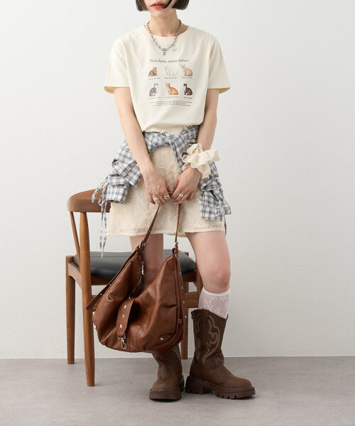 w closet（ダブルクローゼット）の「【3色展開】猫アソートプリントTee（Tシャツ/カットソー・レディース・ピンク/アイボリー/グレー・FREE）」の11枚目の写真