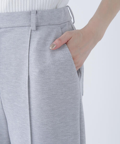NATURAL BEAUTY BASIC(ナチュラルビューティーベーシック)の「◇スムースストレートパンツ(その他パンツ・レディース・グレー/チャコールグレー・MEDIUM/P/S)」の8枚目の写真