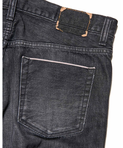 DAMAGED DENIM TAPERED-FIT JEANS（デニムパンツ）｜uniform