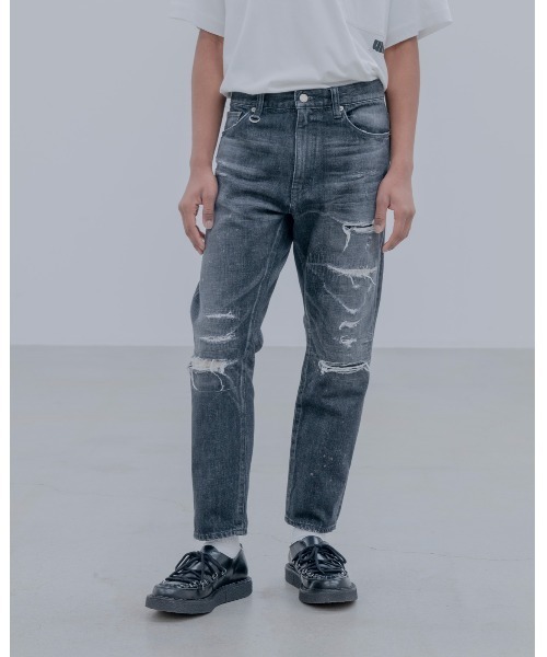 DAMAGED DENIM TAPERED-FIT JEANS（デニムパンツ）｜uniform