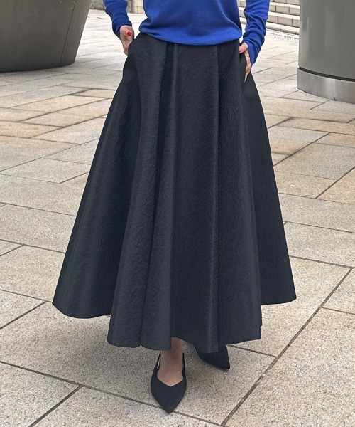 JENNE(ジェンヌ)の「ジャガード立体ドレープスカート(スカート・レディース・ブラック/ホワイト/ネイビー・SMALL/MEDIUM/LARGE)」の5枚目の写真