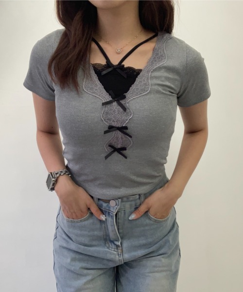 kirakiraShop(キラキラショップ)の「レイヤード風 フロント レース リボン トップス(Tシャツ/カットソー・レディース・グレー・FREE)」の4枚目の写真