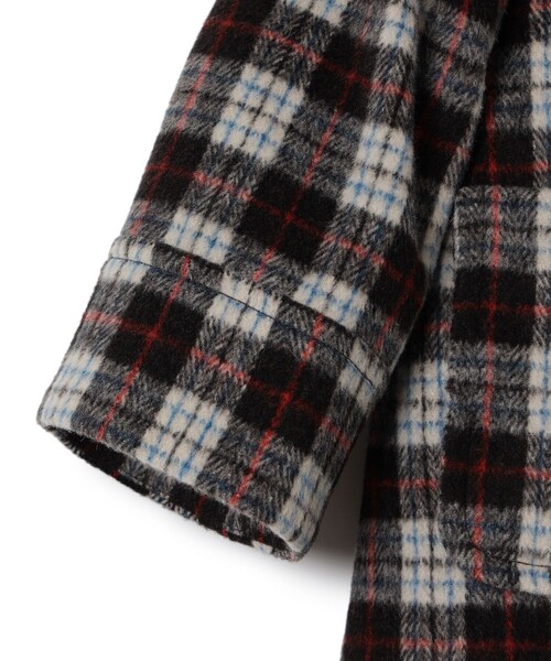 こども ビームス（コドモビームス）の「チェック ステンカラー コート 2025FW（110～140cm）（その他アウター・キッズ・ブラウン・110/120/130/140）」の10枚目の写真