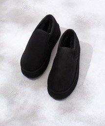 EMU Australia（エミューオーストラリア）の「Stinger Reef Flare（スリッポン）」