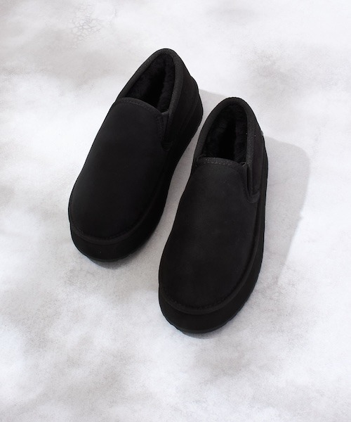 EMU Australia（エミューオーストラリア）の「Stinger Reef Flare（スリッポン・レディース・ベージュ/ブラック・7/8/9/6）」の2枚目の写真