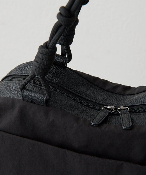 ear PAPILLONNER(イアパピヨネ)の「《撥水》トラベルボストンバッグL(ボストンバッグ・レディース・ブラック/グレー・FREE)」の8枚目の写真