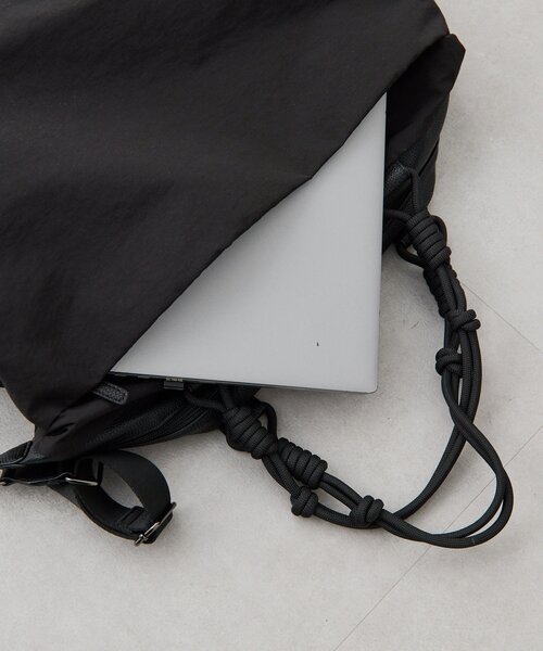 ear PAPILLONNER(イアパピヨネ)の「《撥水》トラベルボストンバッグL(ボストンバッグ・レディース・ブラック/グレー・FREE)」の11枚目の写真