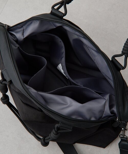 ear PAPILLONNER(イアパピヨネ)の「《撥水》トラベルボストンバッグL(ボストンバッグ・レディース・ブラック/グレー・FREE)」の13枚目の写真