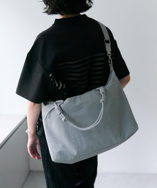 ear PAPILLONNER(イアパピヨネ)の「《撥水》トラベルボストンバッグL(ボストンバッグ・レディース・ブラック/グレー・FREE)」の8枚目の写真
