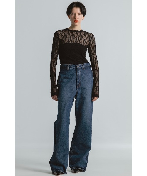 CINOH（チノ）の「SIDE SEAM FLARE DENIM PANTS（デニムパンツ・レディース・ブラック/ブルー・1/2/3/4）」の4枚目の写真