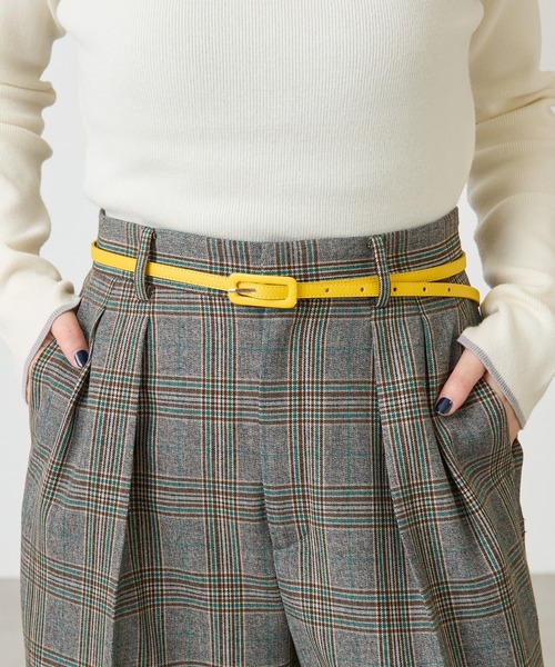 PAPILLONNER（パピヨネ）の「スクエアバックル細ベルト（ベルト・レディース・イエロー/ブラック/キャメル・FREE）」の3枚目の写真