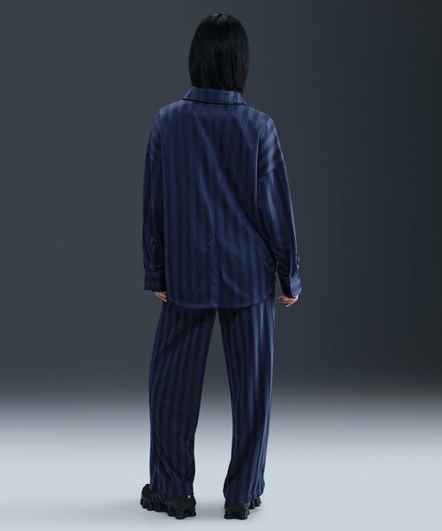 美品　Nike ウィメンズミッドライズストライプパンツ Mサイズ 美品 Nike ウィメンズミッドライズストライプパンツ Mサイズ