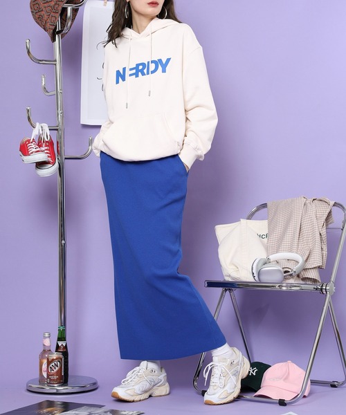 NERDY（ノルディ）の「ビッグブレンクロゴフーディー（パーカー・メンズ・ベージュ/ネイビー/ホワイト/グリーン・M/S/L/SS/LL）」の14枚目の写真