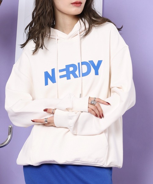 NERDY（ノルディ）の「ビッグブレンクロゴフーディー（パーカー・メンズ・ベージュ/ネイビー/ホワイト/グリーン・M/S/L/SS/LL）」の13枚目の写真