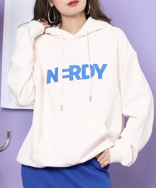 NERDY（ノルディ）の「ビッグブレンクロゴフーディー（パーカー・メンズ・ベージュ/ネイビー/ホワイト/グリーン・M/S/L/SS/LL）」の12枚目の写真