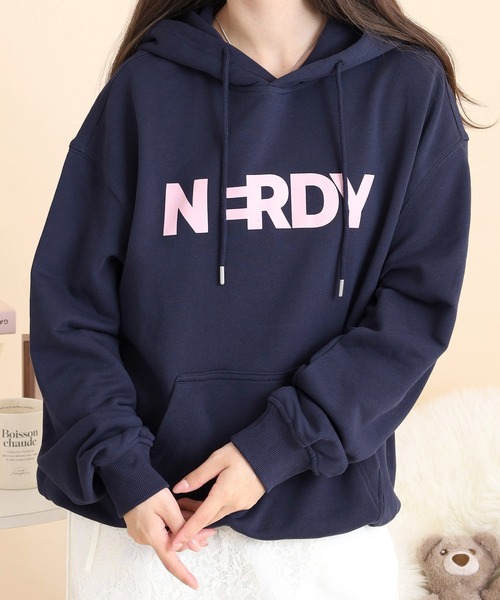 NERDY（ノルディ）の「ビッグブレンクロゴフーディー（パーカー・メンズ・ベージュ/ネイビー/ホワイト/グリーン・M/S/L/SS/LL）」の21枚目の写真