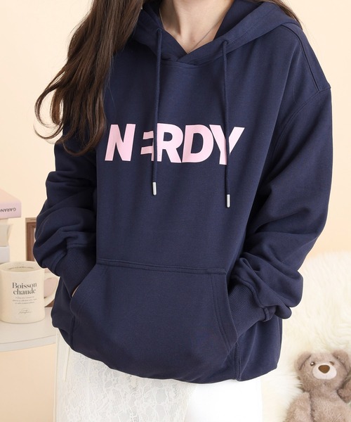 ビッグブレンクロゴフーディー（パーカー）｜NERDY（ノルディ）の