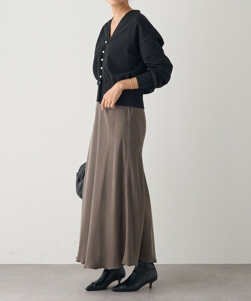 未使用級✨BEARDSLEY ビアズリー　パールボタン　カーディガン　ゆったり黒 パールボタンカーディガン（カーディガン/ボレロ）｜BEARDSLEY