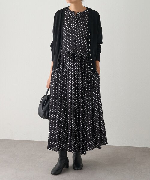 BEARDSLEY（ビアズリー）の「パールボタンカーディガン（カーディガン/ボレロ・レディース・ブラック/ライトグレー・FREE）」の10枚目の写真