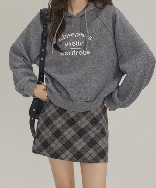 gossip!ロサンゼルス(ゴシップロサンゼルス)の「【Y2Kガーリー】レトロチェック柄Aラインミニスカート(スカート・レディース・ダークグレー・S/M/L)」の6枚目の写真