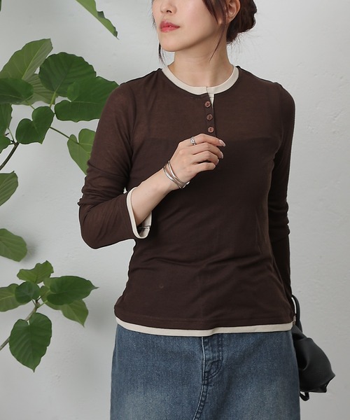 COLONY 2139(コロニートゥーワンスリーナイン)の「フェイクレイヤードヘンリープルオーバー(Tシャツ/カットソー・レディース・ブラウン/グレー/ブラック/イエロー・FREE)」の17枚目の写真