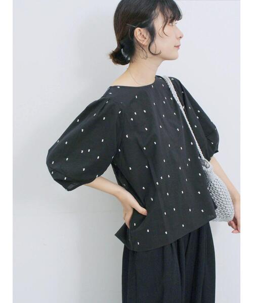 Samansa Mos2 blue（サマンサモスモスブルー）の「◎ドット刺繍ブラウス（シャツ/ブラウス・レディース・ブラック/サックスブルー/オフホワイト・F）」の18枚目の写真