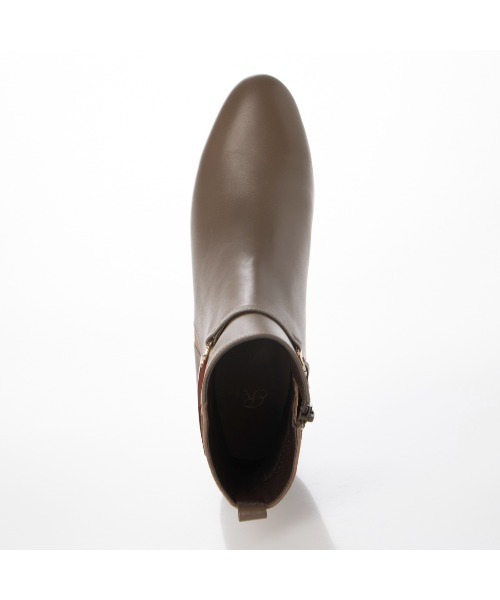 Riz raffinee（リズラフィーネ）の「【2WAY】ビットデザインショートブーツ（ブーツ・レディース・ブラック系その他6/ブラック・23cm/22.5cm）」の5枚目の写真