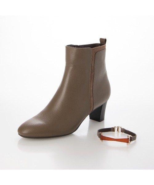 Riz raffinee（リズラフィーネ）の「【2WAY】ビットデザインショートブーツ（ブーツ・レディース・ブラック系その他6/ブラック・23cm/22.5cm）」の9枚目の写真