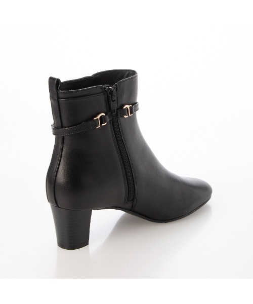 Riz raffinee（リズラフィーネ）の「【2WAY】ビットデザインショートブーツ（ブーツ・レディース・ブラック系その他6/ブラック・23cm/22.5cm）」の11枚目の写真