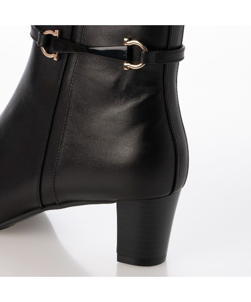 Riz raffinee（リズラフィーネ）の「【2WAY】ビットデザインショートブーツ（ブーツ・レディース・ブラック系その他6/ブラック・23cm/22.5cm）」の14枚目の写真