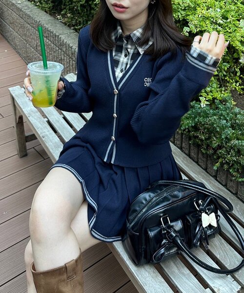 continuer de NICE CLAUP（コンティニューデナイスクラップ）の「【セットアップ対応】裾ライン入りプリーツミニスカート（スカート・レディース・ネイビー/トップグレー/ブラウン・FREE）」の22枚目の写真