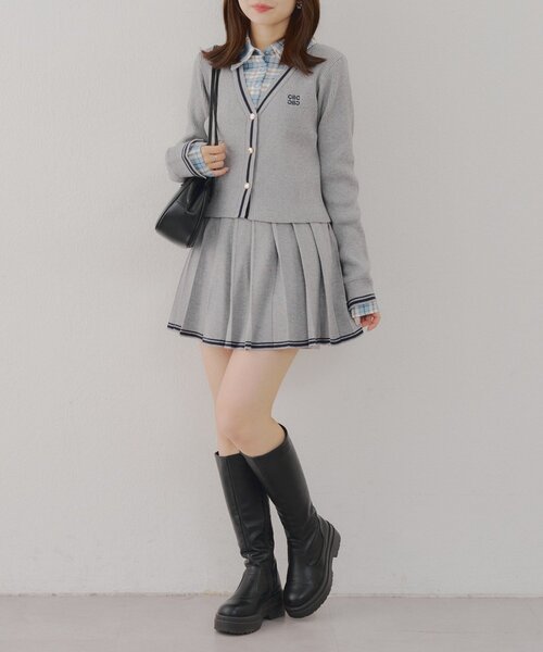 continuer de NICE CLAUP（コンティニューデナイスクラップ）の「【セットアップ対応】裾ライン入りプリーツミニスカート（スカート・レディース・ネイビー/トップグレー/ブラウン・FREE）」の16枚目の写真