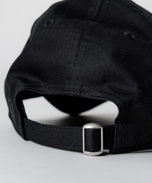 FREAK'S STORE(フリークスストア)の「限定展開 NEW ERA/ニューエラ ×FREAK'S STORE 別注 9FORTY Tonal Logo / 940 メジャーリーグ 刺繍ロゴ ベースボールキャップ(キャップ・メンズ・ベージュ/ネイビー/ブラウン/ブラック・フリ-)」の16枚目の写真